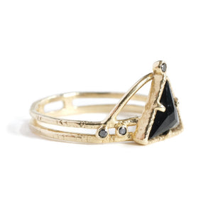 North Star Triangle Ring -Noir