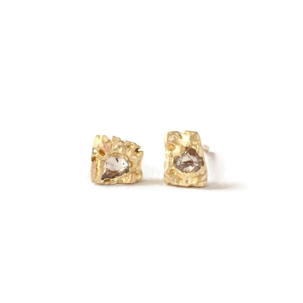 Distressed Stone Studs -E159YG, E159RG, E159WG