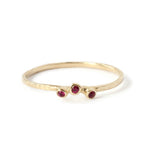 3 Ruby Hammered Ring -R027YG-R, R027RG-R