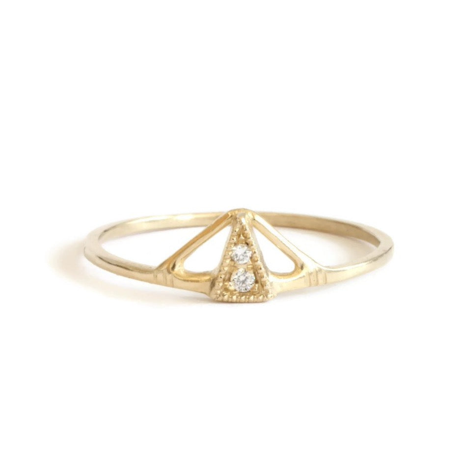 
            
                Load image into Gallery viewer, Small Pyramid Diamond Ring
            
        