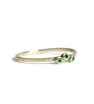 
            
                Load image into Gallery viewer, 3 Emerald Hammered Ring
            
        