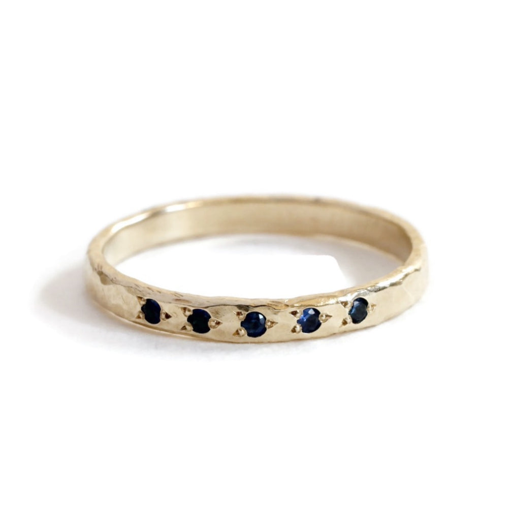 5 Sapphire hammered Ring